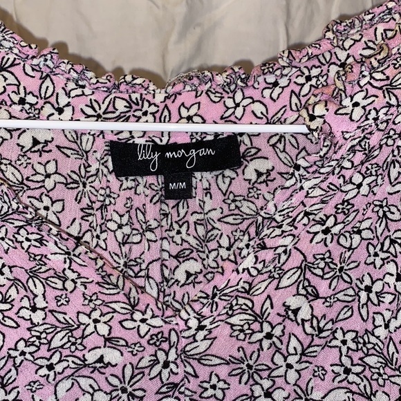 Floral print shirt, flowy lilly Morgan size m - Picture 4 of 5